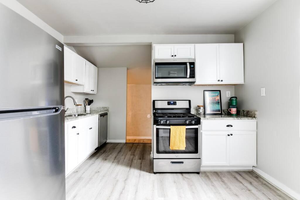 Private Boho Bungalow 10 Minutes To Downtown Rva! 리치먼드 외부 사진